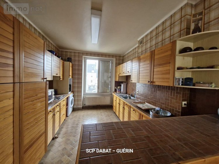 Immeuble a vendre Saint-Hilaire-du-Harcouët 50600 Manche 440 m2  274040 euros