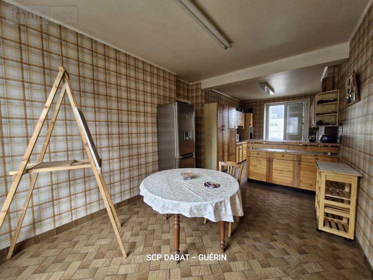 Immeuble a vendre Saint-Hilaire-du-Harcouët 50600 Manche 440 m2  274040 euros