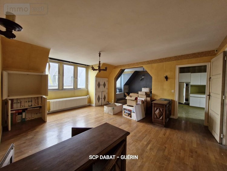 Immeuble a vendre Saint-Hilaire-du-Harcouët 50600 Manche 440 m2  274040 euros