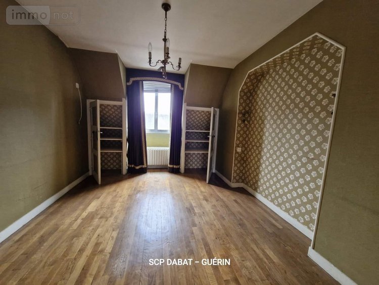 Immeuble a vendre Saint-Hilaire-du-Harcouët 50600 Manche 440 m2  274040 euros