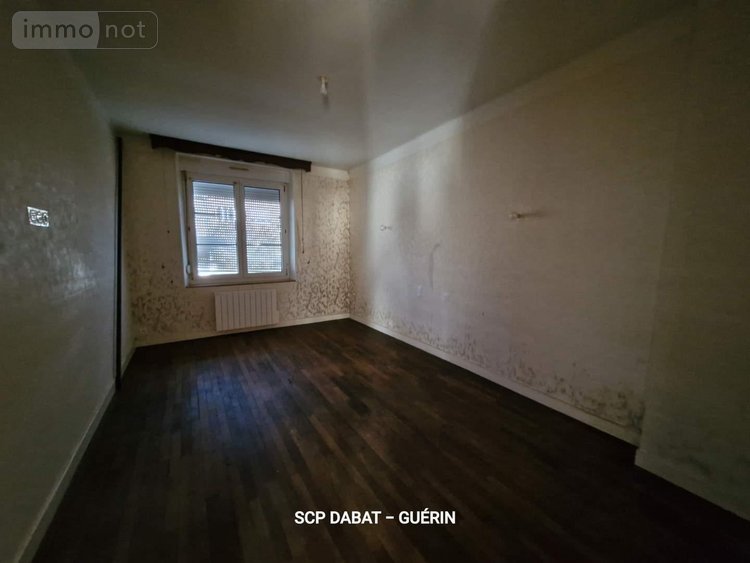 Immeuble a vendre Saint-Hilaire-du-Harcouët 50600 Manche 208 m2  205530 euros