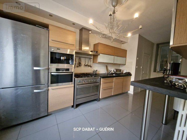 Maison a vendre Fougerolles-du-Plessis 53190 Mayenne 361 m2 12 pièces 474300 euros