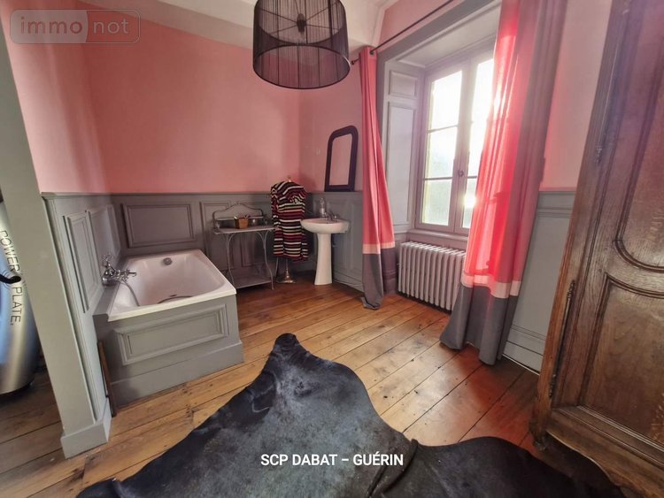 Maison a vendre Fougerolles-du-Plessis 53190 Mayenne 361 m2 12 pièces 474300 euros