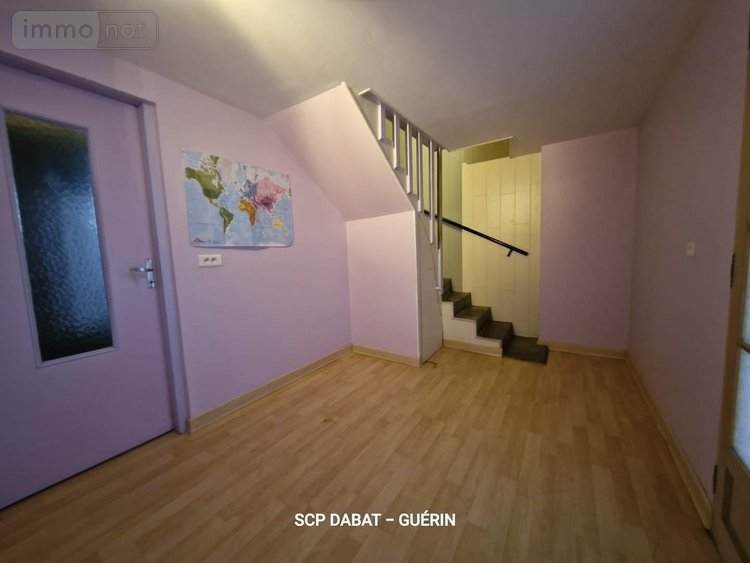 Maison a vendre Saint-Hilaire-du-Harcouët 50600 Manche 141 m2 5 pièces 152830 euros