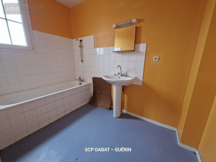 Maison a vendre Saint-Cyr-du-Bailleul 50720 Manche 147 m2 7 pièces 84800 euros