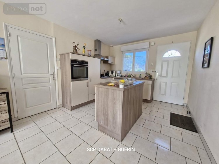 Maison a vendre Saint-Hilaire-du-Harcouët 50600 Manche 89 m2 4 pièces 243800 euros