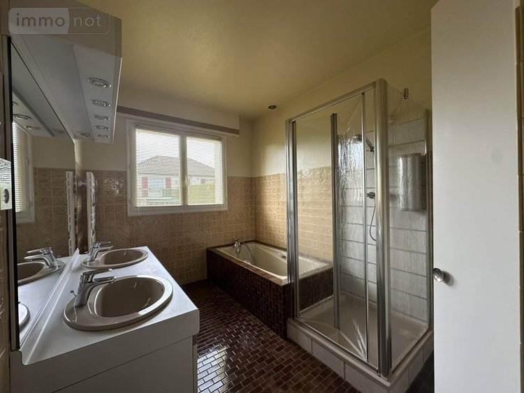 Maison a vendre Fère-Champenoise 51230 Marne 133 m2 6 pièces 218400 euros