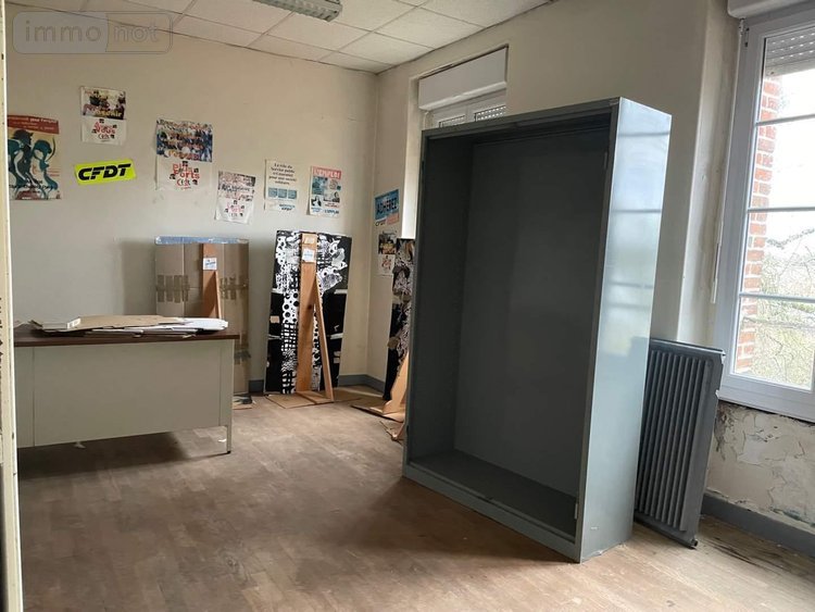 Immeuble a vendre Mayenne 53100 Mayenne 1193 m2  724500 euros