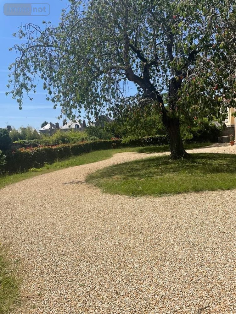 Maison a vendre Mayenne 53100 Mayenne 260 m2 13 pièces 372600 euros