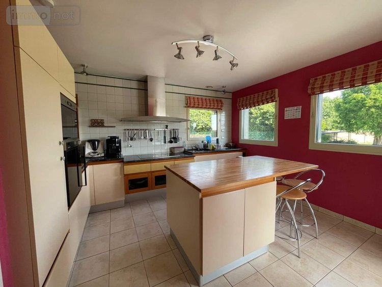 Maison a vendre Mayenne 53100 Mayenne 228 m2 12 pièces 408825 euros