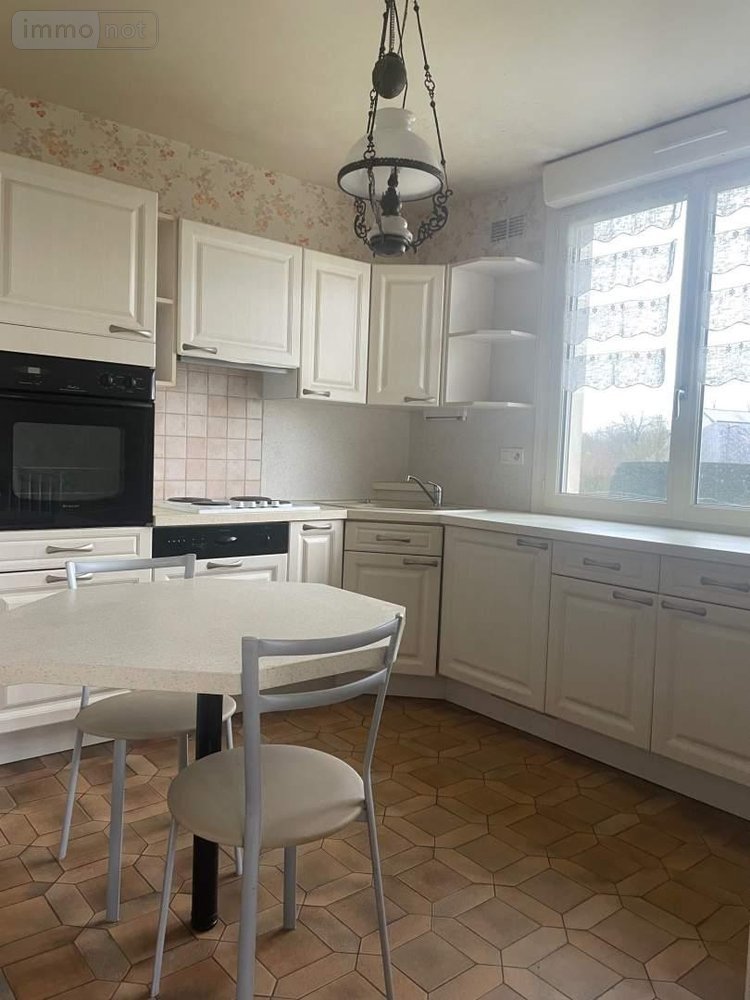 Maison a vendre Saint-Baudelle 53100 Mayenne 76 m2 3 pièces 142120 euros