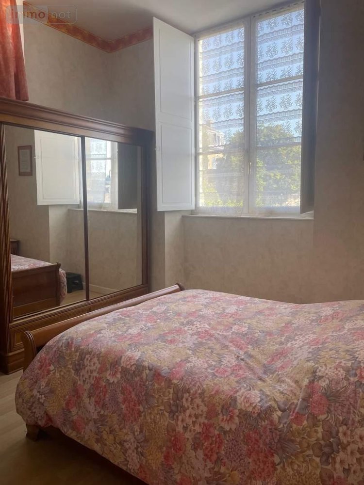 Appartement a vendre Mayenne 53100 Mayenne 61 m2 3 pièces 125400 euros