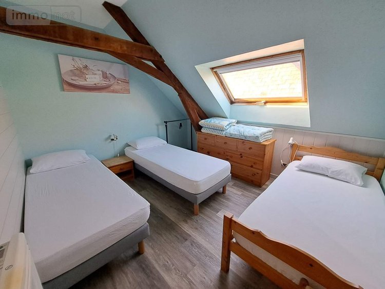 Fonds et murs commerciaux a vendre La Selle-Craonnaise 53800 Mayenne 733 m2  622800 euros