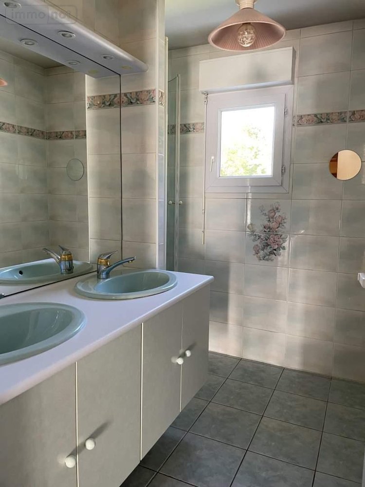 Appartement a vendre Vannes 56000 Morbihan 77 m2 4 pièces 260000 euros