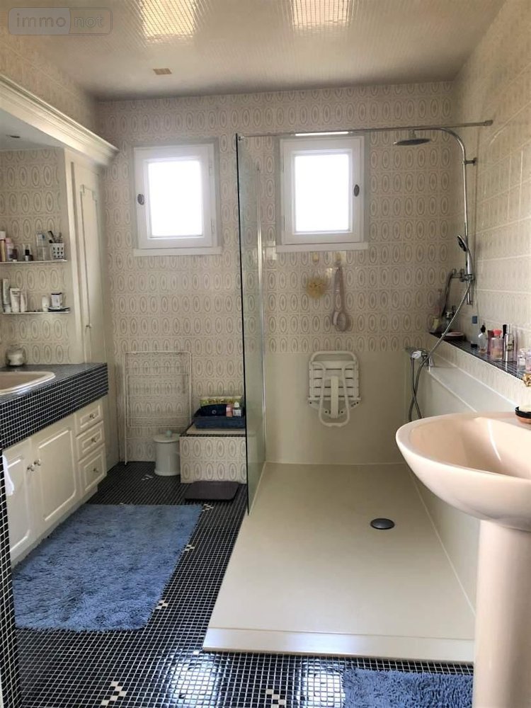 Maison a vendre Rochefort-en-Terre 56220 Morbihan 257 m2 7 pièces 374400 euros