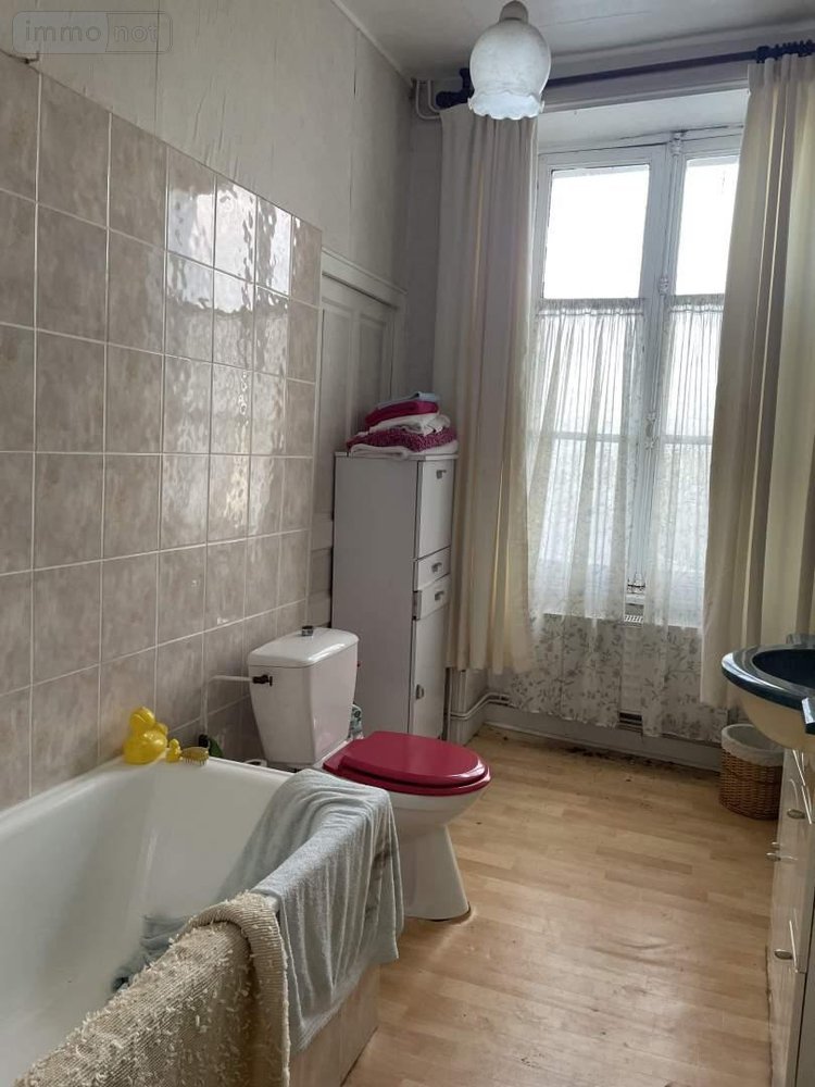 Maison a vendre Mauron 56430 Morbihan 200 m2 12 pièces 115750 euros