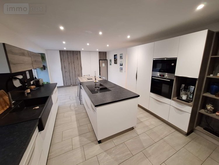 Maison a vendre Ménéac 56490 Morbihan 200 m2 6 pièces 402090 euros