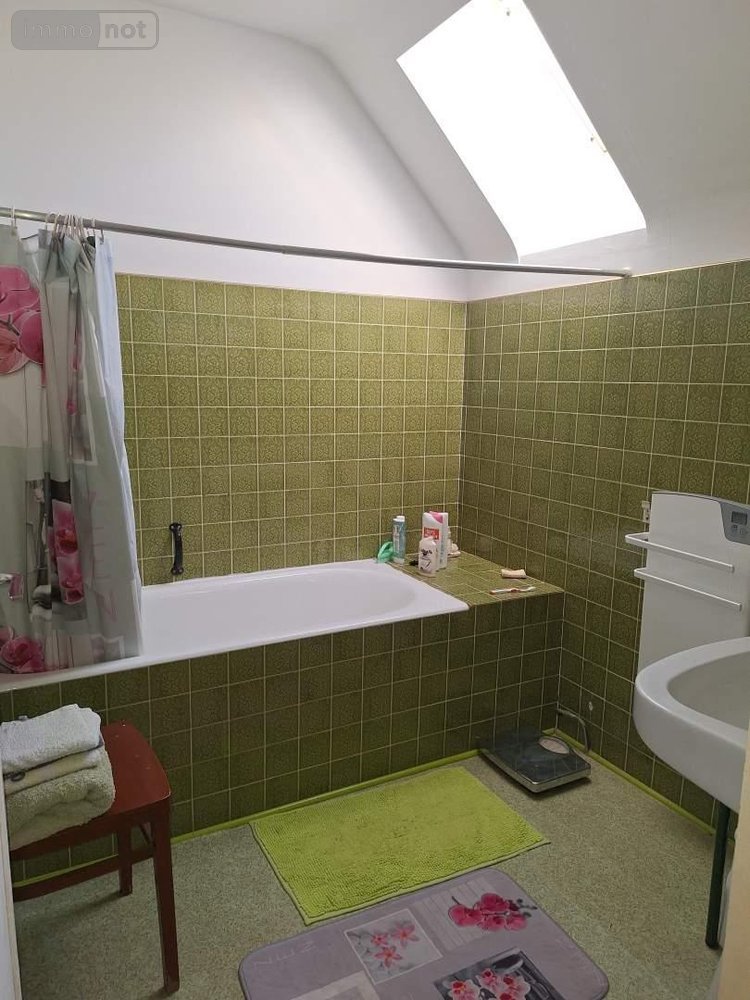 Maison a vendre Ménéac 56490 Morbihan 134 m2 6 pièces 129750 euros