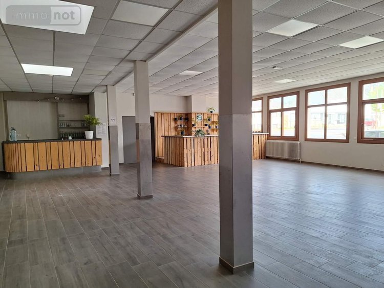 Fonds et murs commerciaux a vendre Mauron 56430 Morbihan 1468 m2  374000 euros
