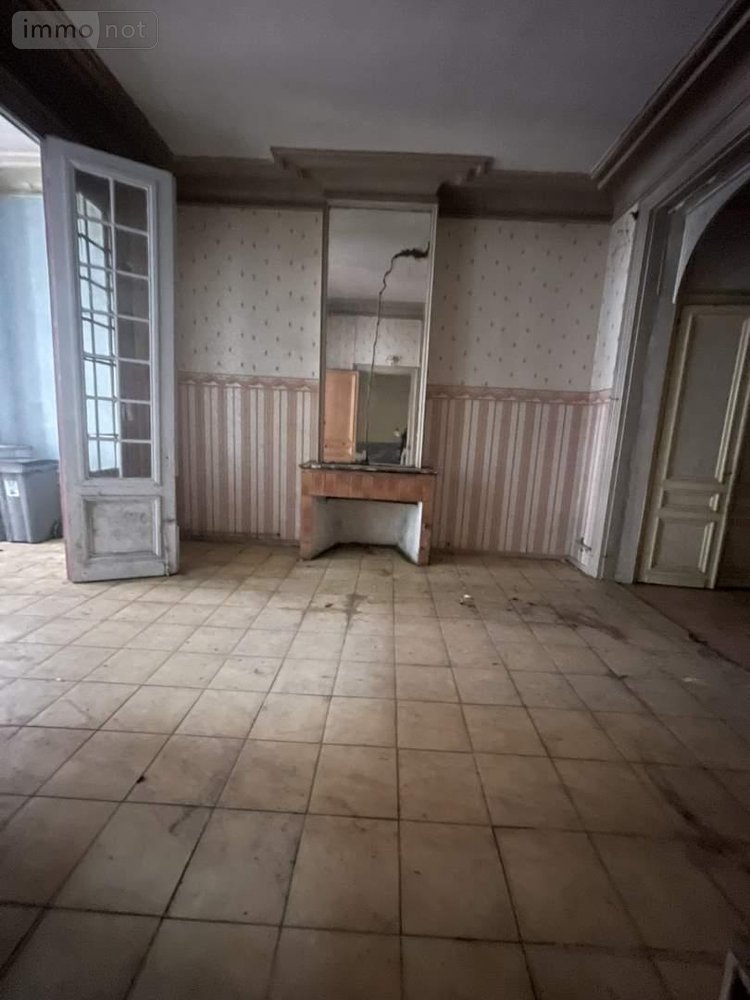 Maison a vendre Roubaix 59100 Nord 302 m2 14 pièces 168000 euros