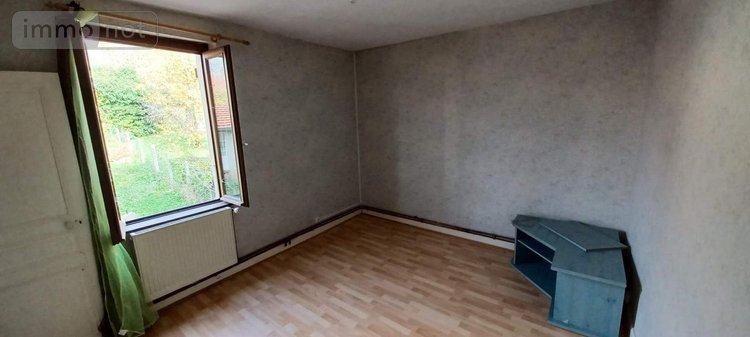 Immeuble a vendre Branges 71500 Saône-et-Loire 150 m2  131750 euros