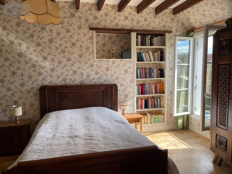 Maison a vendre Loir en Vallée 72340 Sarthe 260 m2  208400 euros