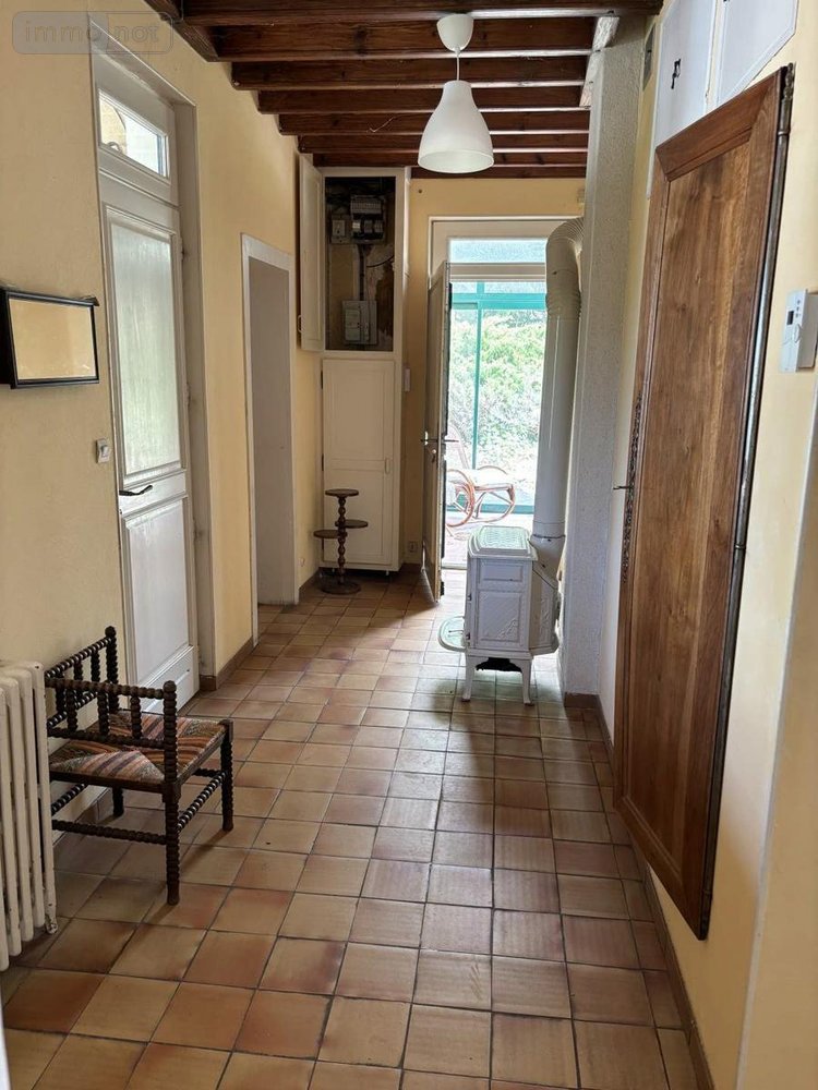 Maison a vendre Loir en Vallée 72340 Sarthe 260 m2  208400 euros