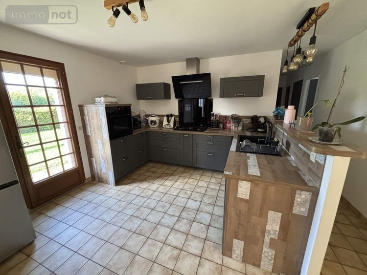 Maison a vendre Bessé-sur-Braye 72310 Sarthe 92 m2 4 pièces 156600 euros