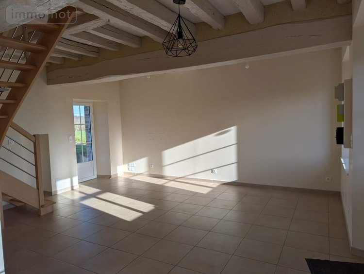 Location maison Rahay 72120 Sarthe 78 m2 4 pièces 512 euros