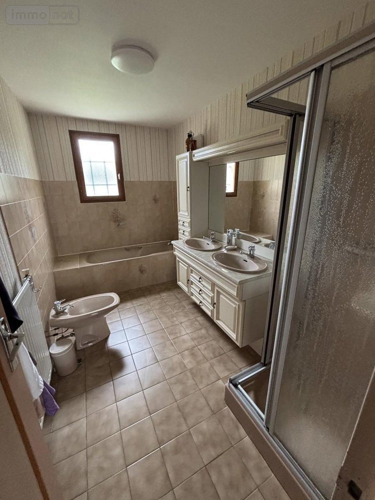 Maison a vendre Saint-Calais 72120 Sarthe 145 m2  182500 euros