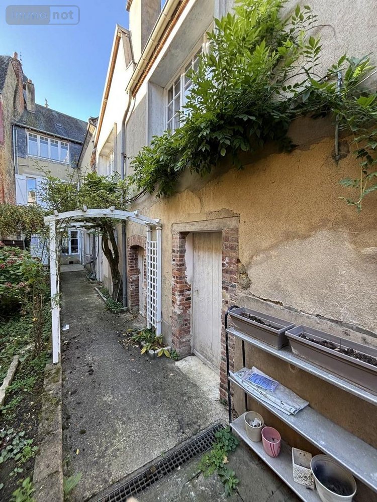 Maison a vendre Saint-Calais 72120 Sarthe 280 m2 7 pièces 177320 euros