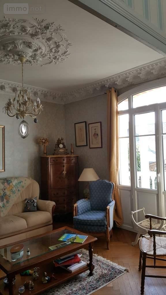 Maison a vendre Montval-sur-Loir 72500 Sarthe 140 m2 8 pièces 198450 euros