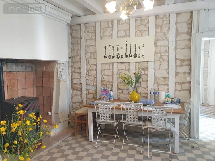 Maison a vendre Montval-sur-Loir 72500 Sarthe 191 m2 9 pièces 173692 euros