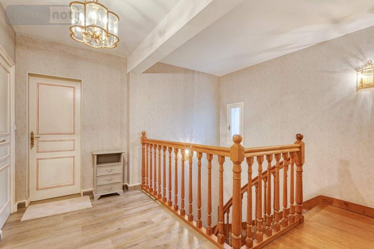 Fonds et murs commerciaux a vendre Le Mans 72000 Sarthe 244 m2  630000 euros