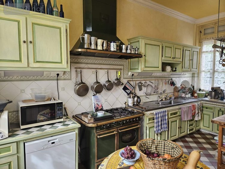 propriete a vendre Montval-sur-Loir 72500 Sarthe 337 m2 12 pièces 451500 euros