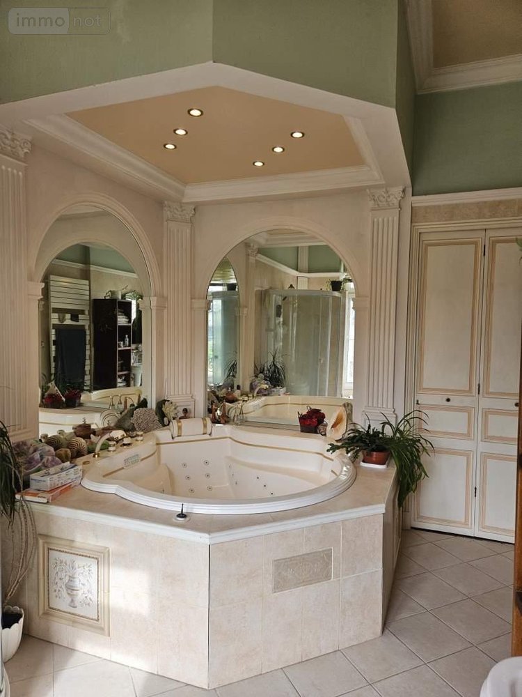 propriete a vendre Montval-sur-Loir 72500 Sarthe 337 m2 12 pièces 472500 euros