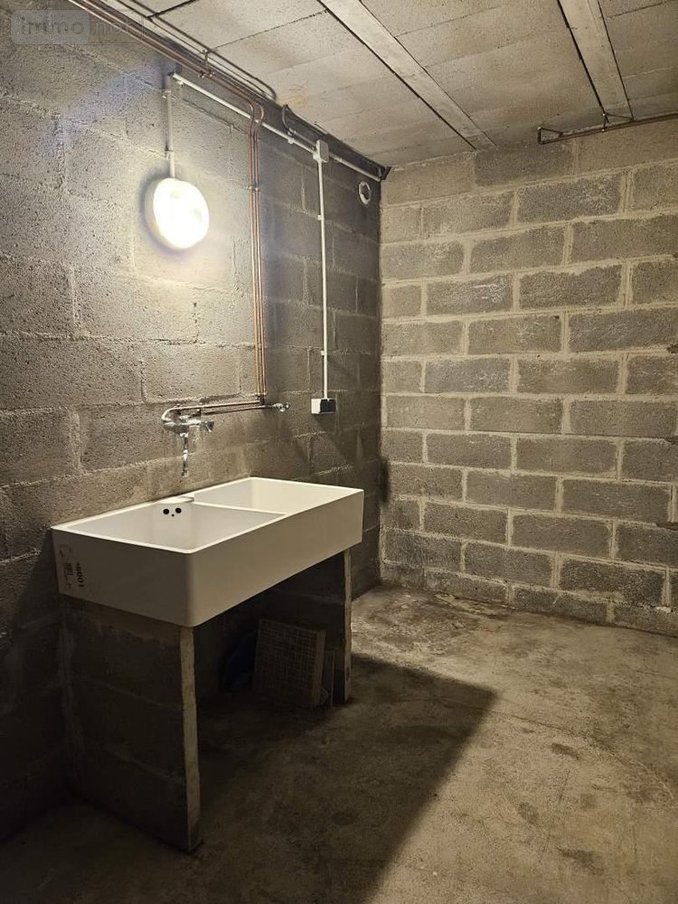 Maison a vendre La Chartre-sur-le-Loir 72340 Sarthe 118 m2 6 pièces 168000 euros