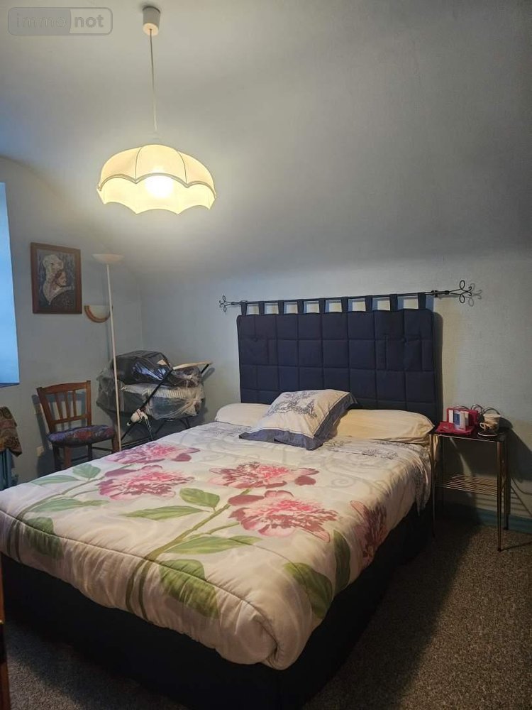 Maison a vendre Montval-sur-Loir 72500 Sarthe 225 m2 8 pièces 210000 euros