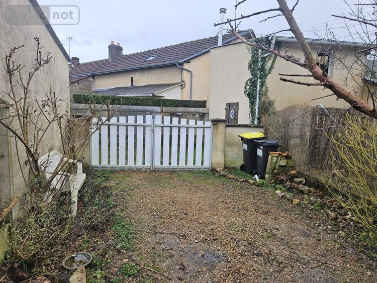 Maison a vendre Montval-sur-Loir 72500 Sarthe 62 m2 4 pièces 80250 euros