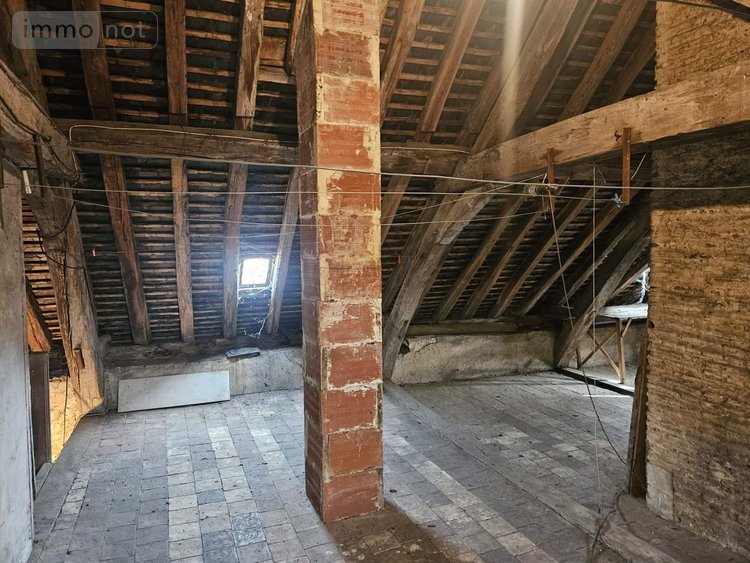 Maison a vendre Montval-sur-Loir 72500 Sarthe 141 m2 9 pièces 197400 euros