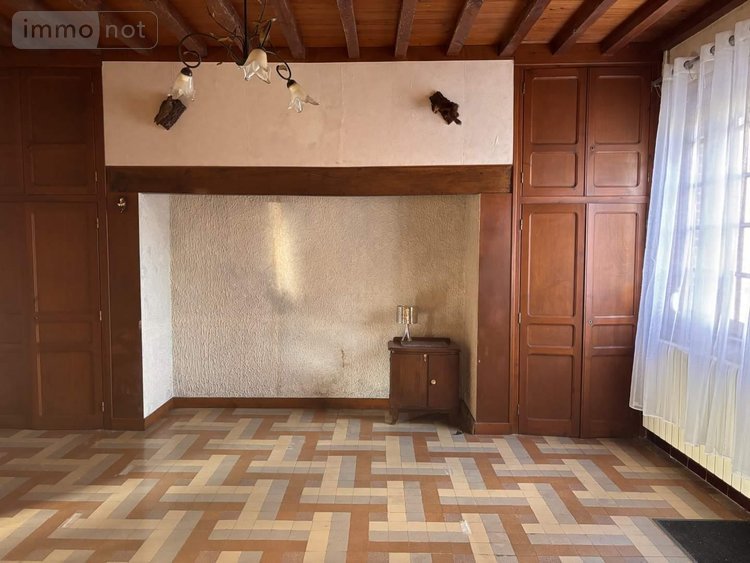 Maison a vendre Gueschart 80150 Somme 151 m2 7 pièces 179000 euros