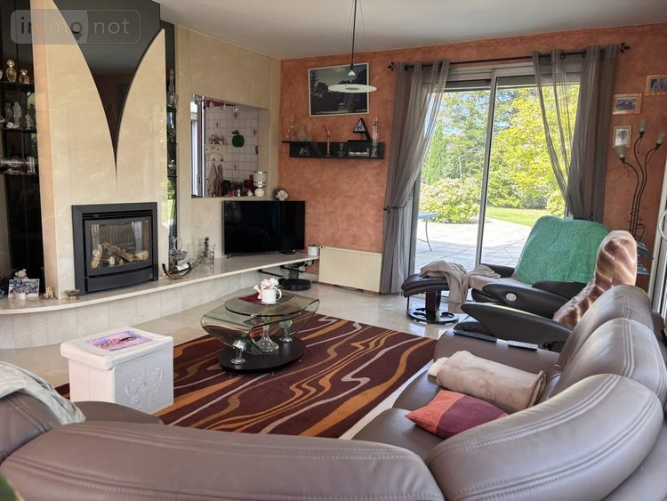 Maison a vendre Tours-en-Vimeu 80210 Somme 136 m2 8 pièces 282830 euros
