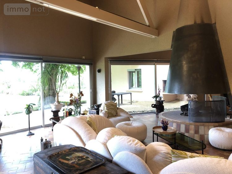 Maison a vendre Saint-Benoît 86280 Vienne 237 m2 7 pièces 577500 euros
