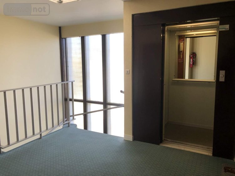 Appartement a vendre Châtellerault 86100 Vienne 35 m2 1 pièce 59900 euros