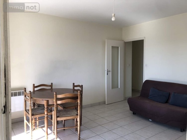 Appartement a vendre Châtellerault 86100 Vienne 35 m2 1 pièce 59900 euros