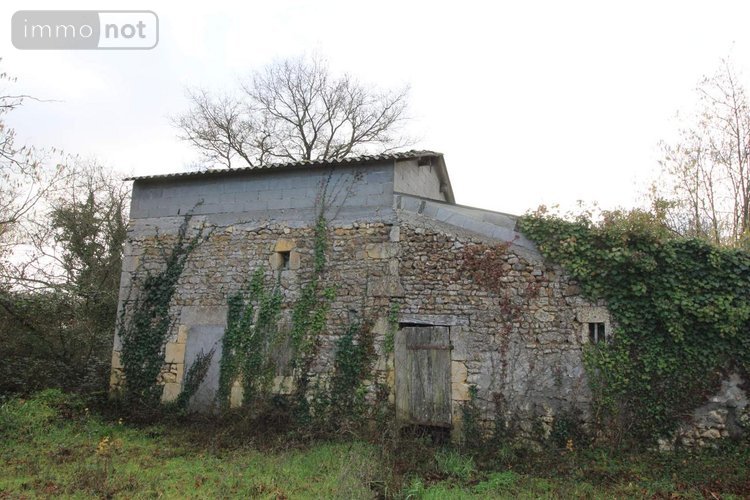 Terrain a batir a vendre Chiré-en-Montreuil 86190 Vienne 1700 m2  44000 euros