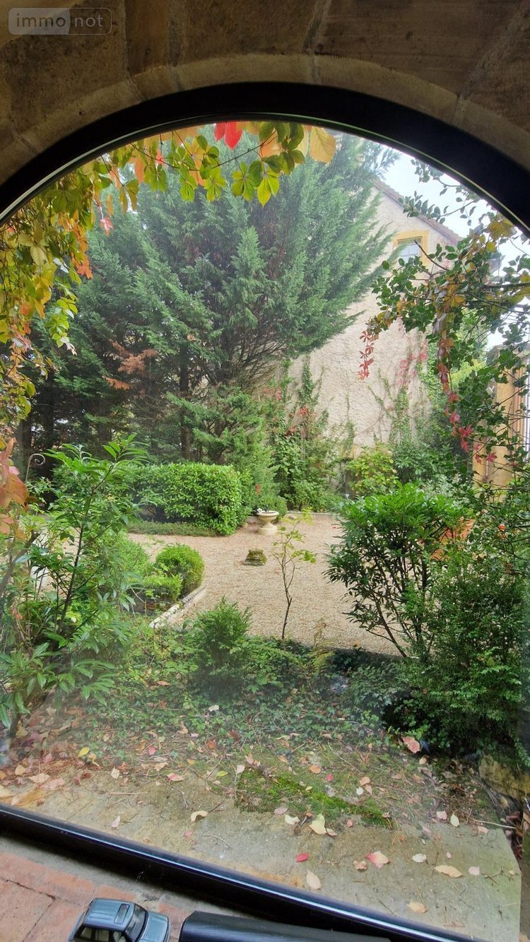 propriete a vendre Charolles 71120 Saône-et-Loire 400 m2 11 pièces 750000 euros