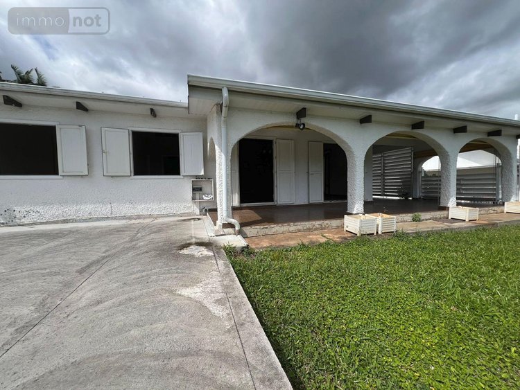 Maison a vendre La-Montagne 97417 Réunion 149 m2 6 pièces 398000 euros