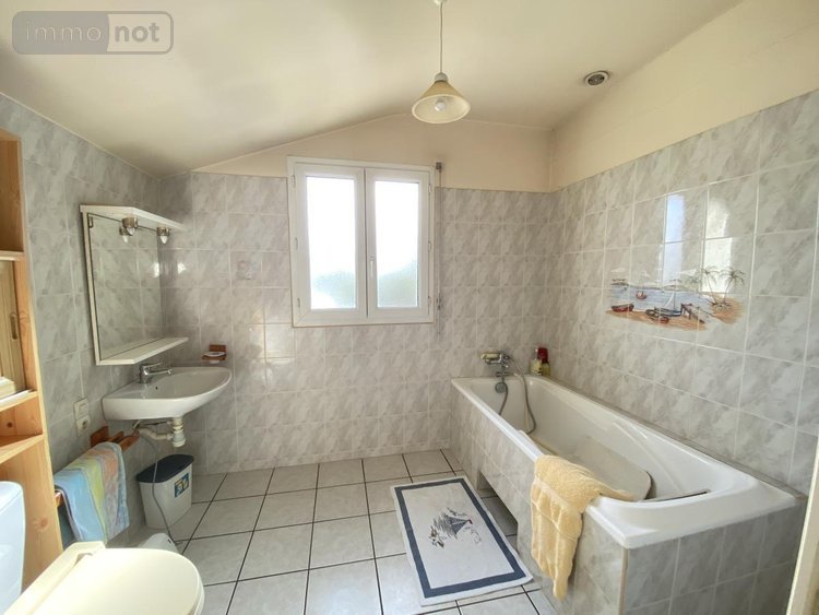 Maison a vendre Loudéac 22600 Côtes-d'Armor 142 m2 6 pièces 228800 euros