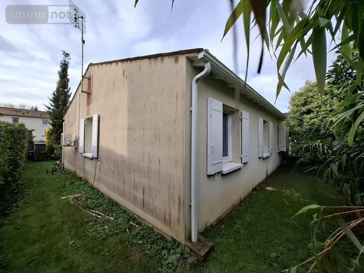 Maison a vendre Saintes 17100 Charente-Maritime 84 m2 4 pièces 272792 euros